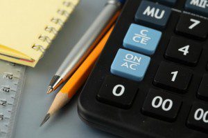 calculadoras-escritorio-de-negocios-escrever_3207413