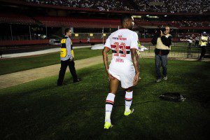 Desde que retornou, Breno não consegue uma sequência de jogos