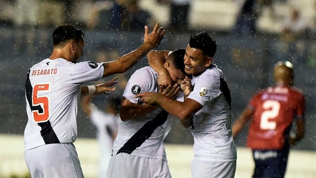 TAÇA LIBERTADORES DA AMÉRICA DE 2018. TERCEIRA FASE. VASCO-RJ. BRASIL. JORGE WILSTERMANN. BOLÍVIA. INDEPENDIENTE SANTA FÉ. COLÔMBIA. SANTIAGO. WANDERERS. CHILE. JUNIOR BARRANQUILLA. COLÔMBIA. GUARANÍ. PARAGUAI. NACIONAL. URUGUAI. BANFIELD. ARGENTINA.