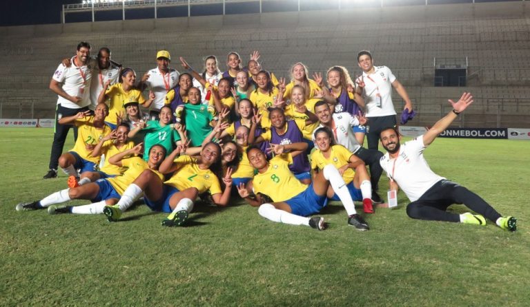 BRASIL. CAMPEÃO DO SUL-AMERICANO SUB-17. VENEZUELA. COLÔMBIA. URUGUAI.