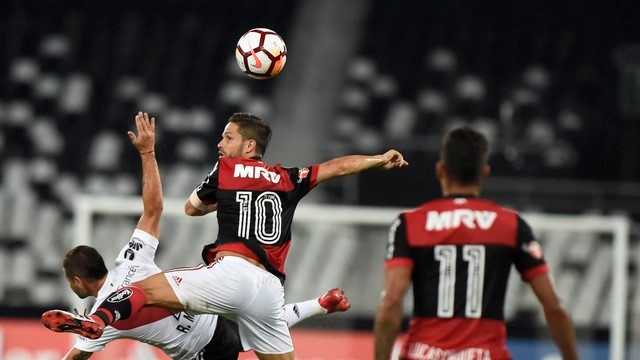 TAÇA LIBERTADORES DA AMÉRICA. FASE DE GRUPOS. FLAMENGO-RJ. CORINTHIANS-SP. BRASIL. RIVER PLATE. ARGENTINA. MILLONARIOS. COLÔMBIA. DELFÍN. EQUADOR. BOLÍVAR. BOLÍVIA. ESTUDIANTES. ARGENTINA. NACIONAL. URUGUAI. GRUPOS. 2. 4. 6.7.