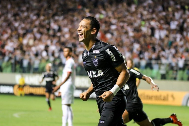 COPA DO BRASIL. QUARTA FASE. ATLÉTICO-MG. ATLÉTICO-PR. SÃO PAULO-SP. FERROVIÁRIO-CE. PONTE PRETA-SP. NÁUTICO-PE. GOIÁS-GO. AVAÍ-SC. VITÓRIA-BA. INTERNACIONAL-RS.