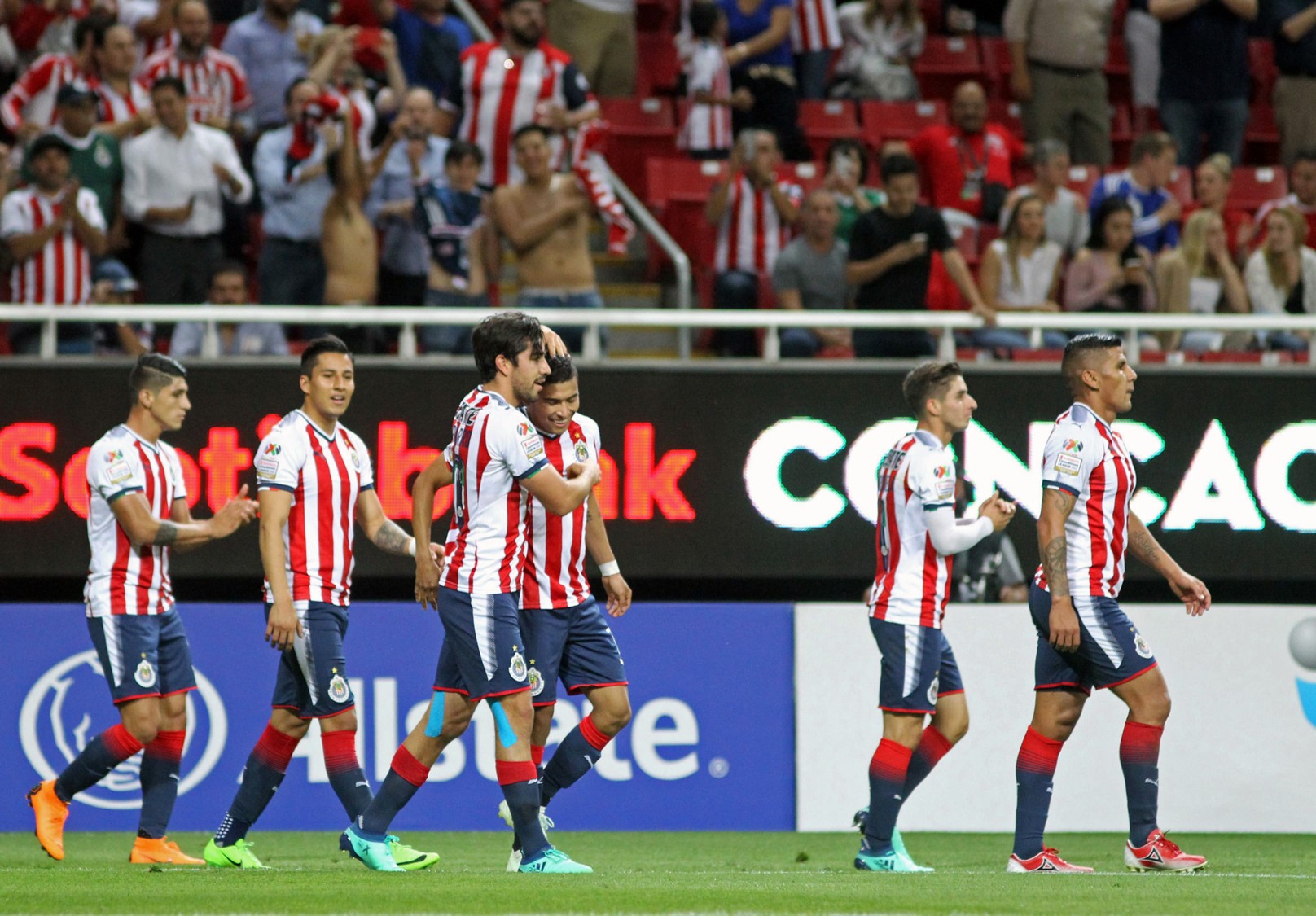 LIGA DOS CAMPEÕES DA CONCACAF. CHIVAS. MÉXICO CAMPEÃO. TORONTO FC. VICE-CAMPEÃO. FINAL.