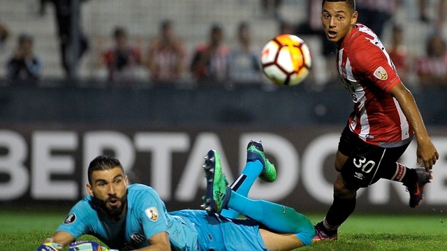 TAÇA LIBERTADORES DA AMÉRICA. GRUPO 2. ATLÉTICO NACIONAL DE MEDELLÍN. COLÔMBIA. BOLÍVAR. BOLÍVIA. DELFÍN. EQUADOR. COLO CLOC. CHILE. GRUPO 4. RÍVER PLATE. ARGENTINA. INDEPENDENTE SANTA FÉ. COLÔMBIA. GRUPO 6. SANTOS-SP. BRASIL. ESTUDIANTES. ARGENTINA.
