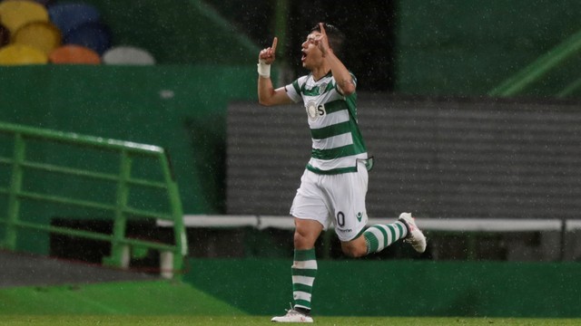 LIGA EUROPA. QUARTAS DE FINAL. OLYMPIQUE DE MARSELHA. FRANÇA. ARSENAL. INGLATERRA. RED BULL SALZBURG. ÁUSTRIA. ATLE´TICO DE MADRID. ESPANHA. CLASSIFICADOS. RED BULL LEIPZIG. ALEMANHA. CSKA DE MOSCOU. RÚSSIA. SPORTING. PORTUGAL. LAZIO. ITÁLIA. ELIMINADOS. SEMIFINAIS.