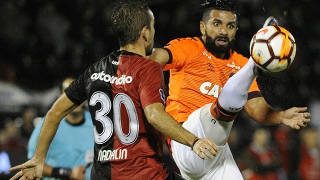 COPA SUL-AMERICANA DE 2018. PRIMEIRA FASE. BOSTON RIVER. URUGUAI. JAGUARES DE CORDOBA. COLÔMBIA. INDEPENDIENTE DE MEDELLÍN. COLÔMBIA. SOL DE AMÉRICA. PARAGUAI. NACIONAL POTOSÍ. BOLÍVIA. FLUMINENSE-RJ. BRASIL. ATLÉTICO-PR. BRASIL. NEWELL'S OLD BOYS. ARGENTINA. CLASSIFICADOS. ATLÉTICO-PR. BRASIL. FLUMINENSE-RJ. BRASIL. SOL DE AMÉRICA. PARAGUAI. BOSTON RIVER. URUGUAI. ELIMINADOS. REAL POTOSÍ. BOLÍVIA. NEWELL'S OLD BOYS. ARGENTINA.JAGUARES DE CORDOBA. COLÔMBIA. INDEPENDIENTE DE MEDELLÍN. COLÔMBIA. SEGUNDA FASE.