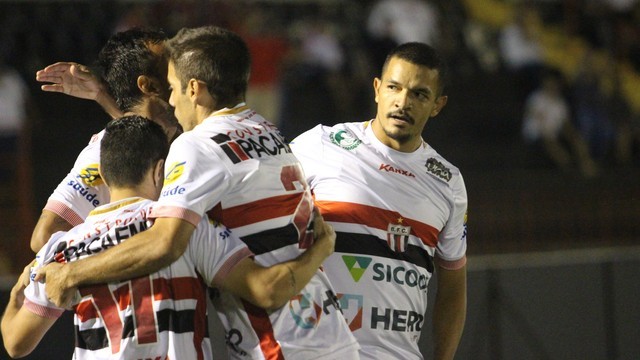 CAMPEONATO BRASILEIRO. SÉRIE C. BOTAFOGO-SP. VOLTA REDONDA-RJ.