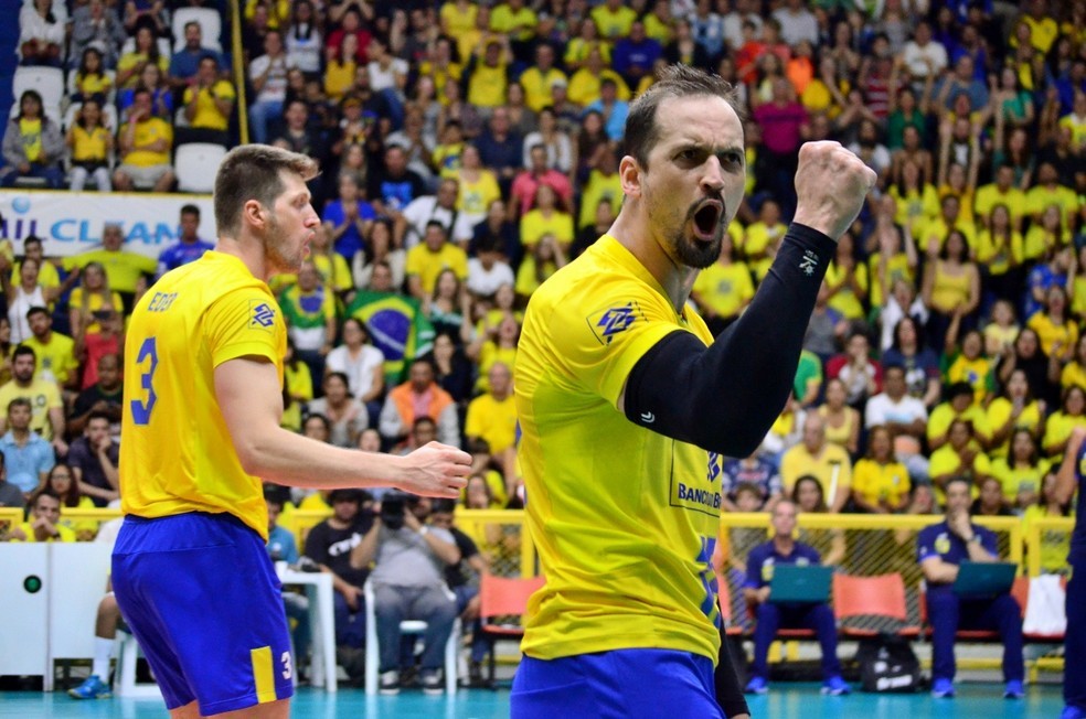 VÔLEI MASCULINO. BRASIL. CHINA. MASCULINO. PREPARAÇÃO PARA LIGA DAS NAÇÕES.