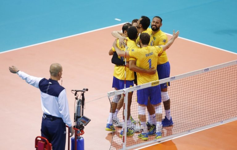 LIGA DAS NAÇÕES DE VÔLEI MASCULINO. BRASIL. SÉRVIA.