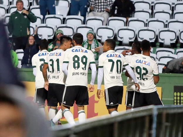 CAMPEONATO BRASILEIRO. SÉRIE B. SÉTIMA RODADA. PAYSANDU-PA. AVAÍ-SC. VILA NOVA-GO. CORITIBA-PR. ATLÉTICO-GO. OESTE-SP.