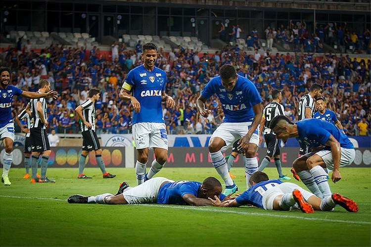 CRUZEIRO. BRASILEIRÃO. 2 MIL PONTOS.