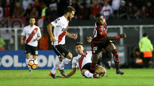 TAÇA LIBERTADORES DA AMÉRICA. GRUPO 4. RIVER PLATE. ARGENTINA. FLAMENGO-RJ. BRASIL. CLASSIFICADOS PARA AS OITAVAS DE FINAL DA TAÇA LIBERTADORES DA AMÉRICA DE 2018. INDEPENDIENTE SANTA FÉ. COLÔMBIA. CLASSIFICADO PARA COPA SUL-AMERICANA DE 2018. SEGUNDA FASE. EMELEC. EQUADOR.