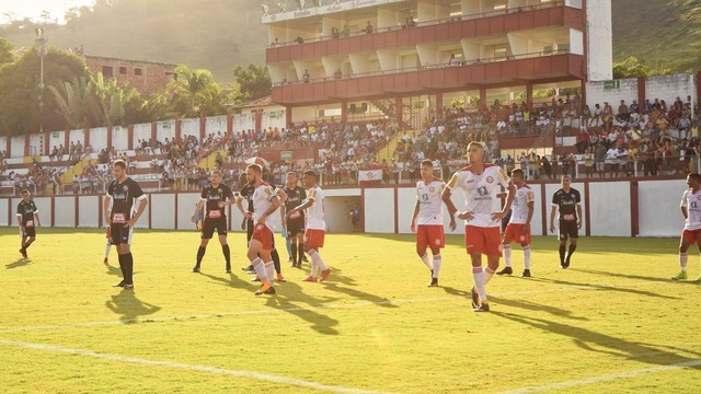 CAMPEONATO BRASILEIRO SÉRIE C. QUARTA RODADA. GRUPO A. REMO-PA. SANTA CRUZ-PE. JUAZEIRENSE-BA. GLOBO-RN. NÁUTICO-PE. CONFIANÇA-SE. GRUPO B. TUPI-MG. CUIABÁ-MT. TOMBENSE-MG. BRAGANTINO-SP.