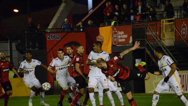 CAMPEONATO BRASILEIRO. SÉRIE B. DÉCIMA SEGUNDA RODADA. BRASIL DE PELOTAS-RS. CRICIÚMA-SC. JUVENTUDE-RS. GOIÁS-GO.