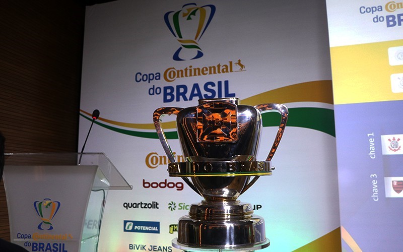 QUARTAS DE FINAL. CRUZEIRO-MG. ATLÉTICO-PR. SANTOS-SP. FLAMENGO-RJ. GRÊMIO-RS. CORINTHIANS-SP. VASCO-RJ. BAHIA-BA. PALMEIRAS-SP.