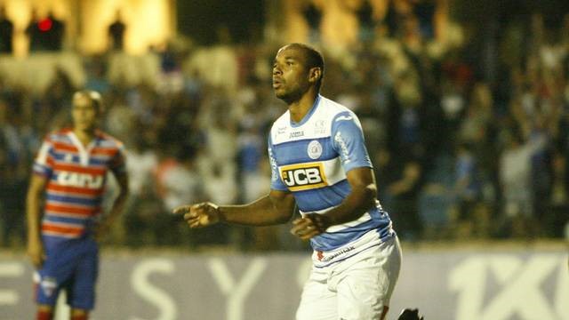 CAMPEONATO BRASILEIRO. SÉRIE B. DÉCIMA RODADA. GUARANI-SP. VILA NOVA-GO. SÃO BENTO-SP. FORTALEZA-CE.CRICIÚMA-SC. BOA ESPORTE-MG. CSA-AL. CRB-AL. SAMPAIO CORRÊA-MA. OESTE-SP. ATLÉTICO-GO. FIGUEIRENSE-SC. BRASIL DE PELOTAS-RS. PONTE PRETA-SP.