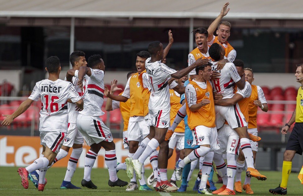 COPA DO BRASIL DE FUTEBOL SUB-20. FINAL. SÃO PAULO. CAMPEÃO. TRICAMPEÃO. CORINTHIANS-SP.VICE-CAMPEÃO.