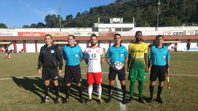 CAMPEONATO BRASILEIRO. SÉRIE C. GRUPO A. SANTA CRUZ-PE. JUAZEIRENSE-BA. ABC-RN. NÁUTICO-PE. GRUPO B. TOMBENSE-MG. CUIABÁ-MT. BRAGANTINO-SP. OPERÁRIO-PR. VOLTA REDONDA-RJ. TUPI-MG. OITAVA RODADA.