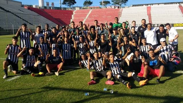 TAÇA BH DE FUTEBOL JÚNIOR DE 2018. SEMIFINAIS. ATLÉTICO-MG. CLASSIFICADO. FLUMINENSE-RJ. CLASSIFICADO. VASCO-RJ. ELIMINADO. SÃO PAULO-SP. ELIMINADO. FINAL. ATLÉTICO-MG. FLUMINENSE-RJ.