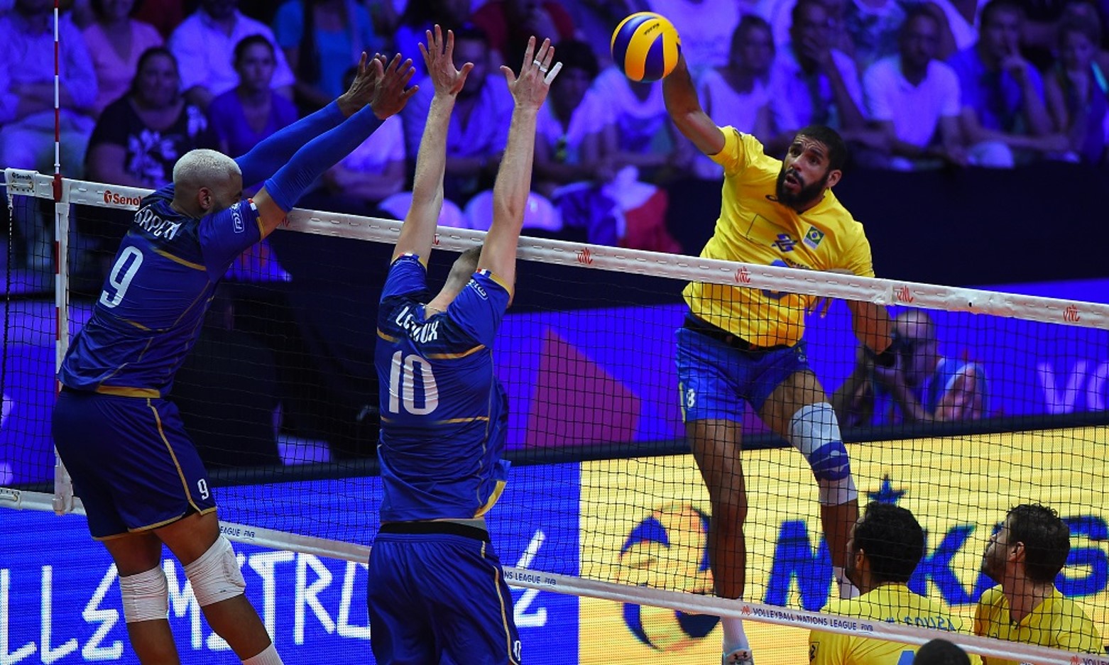 LIGA DAS NAÇÕES. FASE FINAL. BRASIL. FRANÇA. SÉRVIA.