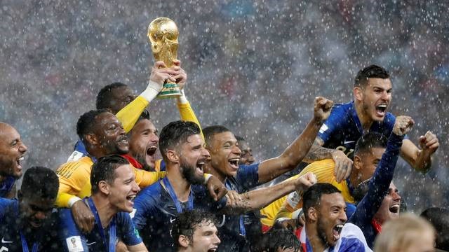 COPA DO MUNDO DE 2018. FINAL. FRANÇA. CAMPEÃO. ALIÁS BICAMPEÃ. 1998.2018. CROÁCIA.VICE-CAMPEÃO.