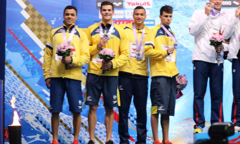 BRASIL. NATAÇÃO. 4X100. PAN-PACÍFICO.