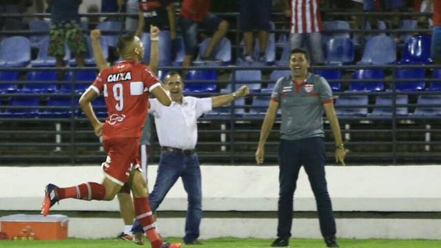 CAMPEONATO BRASILEIRO. SÉRIE B. VIGÉSIMA SEGUNDA RODADA. BRASIL DE PELOTAS-RS. PAYSANDU-PA. AVAÍ-SC. JUVENTUDE-RS. CRICIÚMA-SC. CORITIBA-PR. LONDRINA-PR. PONTE PRETA-SP. GOIÁS-GO. SÃO BENTO-SP. BOA ESPORTE-MG. FIGUEIRENSE-SC. CRB-AL. FORTALEZA-CE. GUARANI-SP. ATLÉTICO-GO. OESTE-SP. CSA-AL. SAMPAIO CORRÊA-MA. VILA NOVA-GO.