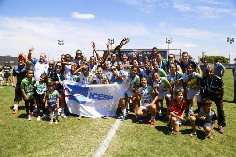 CAMPEONATO BRASILIENSE DE FUTEBOL FEMININO DE 2018. FINAL. MINAS-DF. CAMPEÃO. CRESSPOM-DF. VICE-CAMPEÃO.
