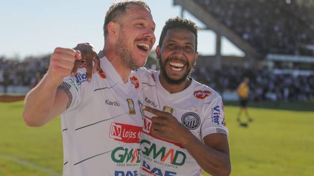 CAMPEONATO BRASILEIRO. SÉRIE C. QUARTAS DE FINAL. OPERÁRIO-PR. SANTA CRUZ-PE. NÁUTICO-PE. BRAGANTINO-SP. BOTAFOGO-SP. BOTAFOGO-PB. CLASSIFICADOS PARA A SÉRIE B. EM 2019. SEMIFINAIS. BOTAFOGO-SP. OPERÁRIO-PR. BRAGANTINO-SP.