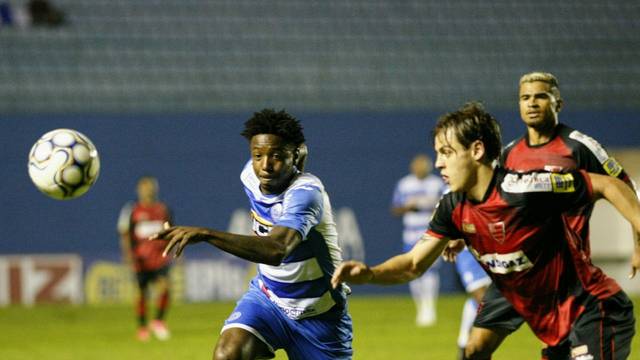 CAMPEONATO BRASILEIRO. SÉRIE B. VIGÉSIMA QUARTA RODADA. GUARANI-SP. CRICIÚMA-SC. OESTE-SP. SÃO BENTO-SP.