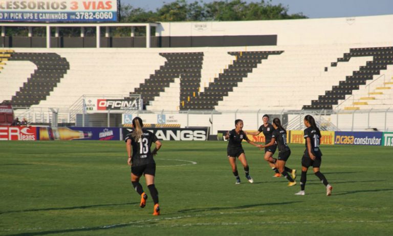 CAMPEONATO BRASILEIRO DE FUTEBOL FEMININO SÉRIE A1. FINAL. CORINTHIANS-SP. PONTE PRETA-SP. FLAMENGO-RJ. KINDERMANN-SC.