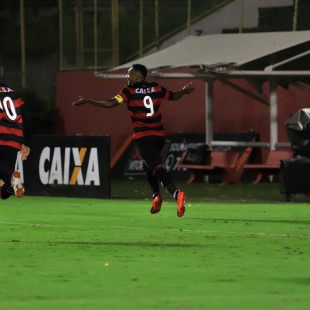 CAMPEONATO BRASILEIRO. SUB-20. SEMIFINAIS. VITÓRIA-BA. FLAMENGO-RJ.