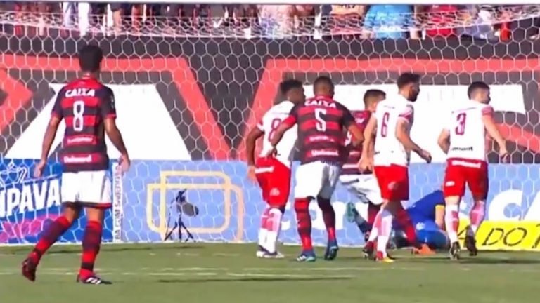 CAMPEONATO BRASILEIRO. SÉRIE B. TRIGÉSIMA RODADA. VILA NOVA-GO. ATLÉTICO-GO. PONTE PRETA-SP. CRB-AL.