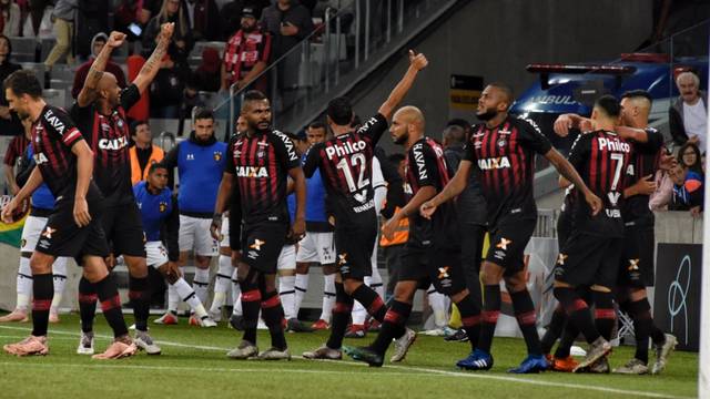 CAMPEONATO BRASILEIRO. VIGÉSIMA NONA RODADA. ATLÉTICO-PR. SPORT-PE. AMÉRICA-MG. ATLÉTICO-MG.