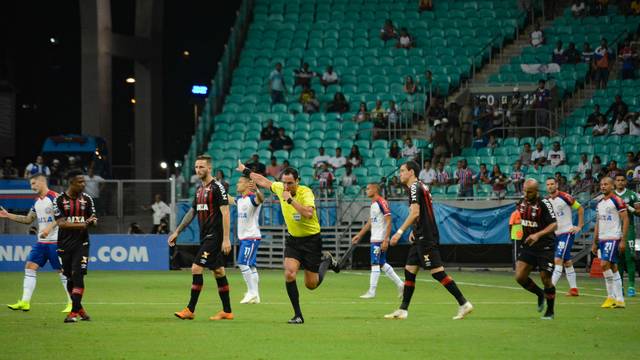 COPA SUL-AMERICANA. QUARTAS DE FINAL. JOGOS DE IDA. BAHIA-BA. BRASIL. ATLÉTICO-PR. BRASIL. FLUMINENSE-RJ. BRASIL. NACIONAL. URUGUAI.