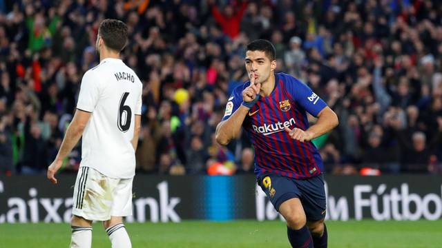 CAMPEONATO ESPANHOL. DÉCIMA RODADA. BARCELONA. REAL MADRID.