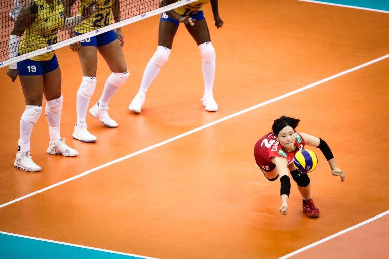 CAMPEONATO MUNDIAL DE VÔLEI. BRASIL ELIMINADO. JAPÃO. CLASSIFICADO.