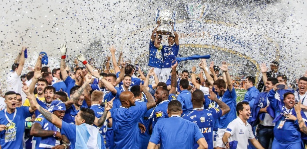 COPA DO BRASIL DE 2018. FINAL. CRUZEIRO. CAMPEÃO. HEXACAMPEÃO. CORINTHIANS-SP. VICE-CAMPEÃO.