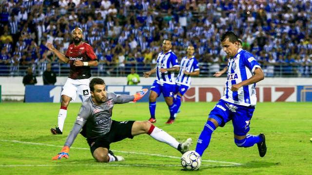 CAMPEONATO BRASILEIRO. SÉRIE B. TRIGÉSIMA TERCEIRA RODADA. CSA-AL. BRASIL DE PELOTAS-RS.