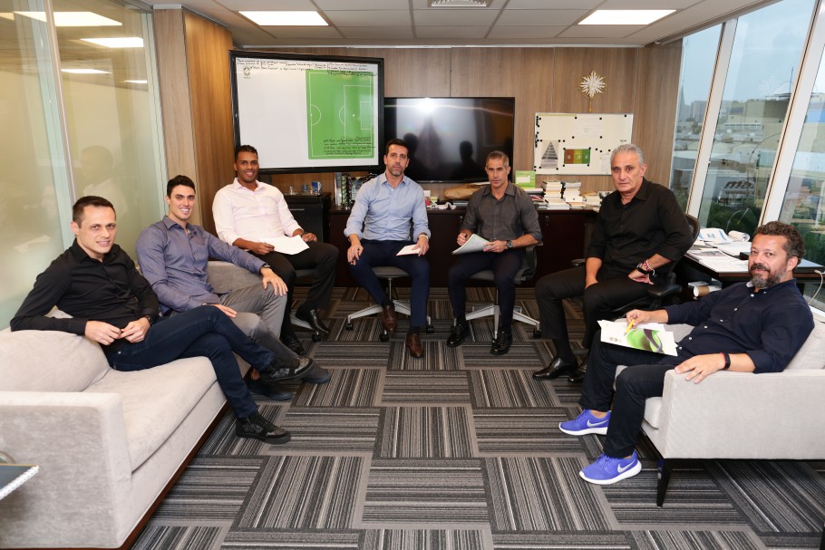 NOTÍCIAS DA SELEÇÃO BRASILEIRA. BRASIL. TITE. BRANCO.