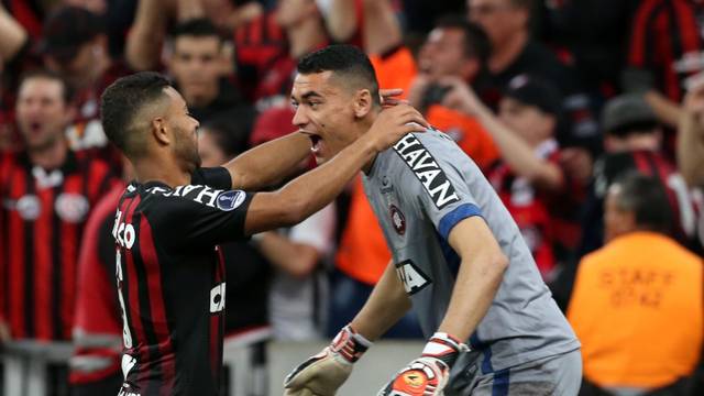 COPA SUL-AMERICANA DE 2018. QUARTAS DE FINAL. ATLÉTICO-PR. BRASIL. CLASSIFICADO. BAHIA-BA. BRASIL. ELIMINADO. SEMIFINAIS. ATLÉTICO-PR. BRASIL. FLUMINENSE-RJ. BRASIL.