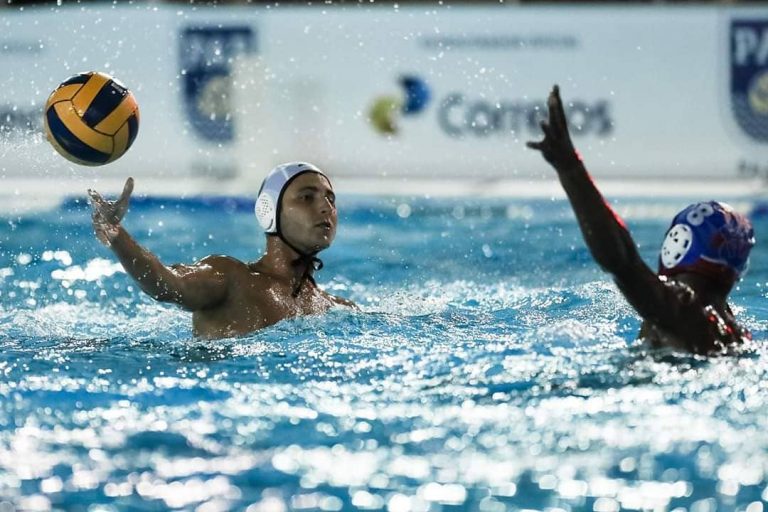 POLO AQUÁTICO. BOTAFOGO-RJ. BRASIL. CAMPEÃO. GIMNASIA Y ESGRIMA. ARGENTINA. VICE-CAMPEÃO.