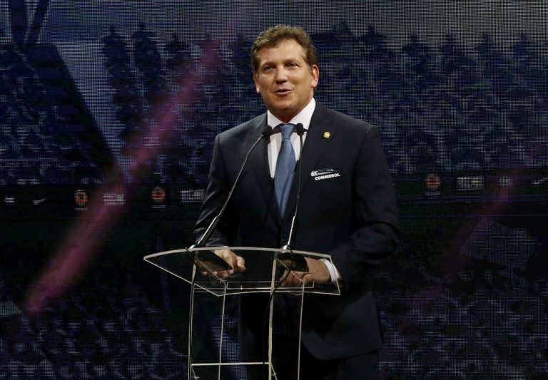 CONMEBOL. CONFEDERAÇÃO SUL-AMERICANA DE FUTEBOL. UEFA. UNIÃO DAS ASSOCIAÇÕES EUROPEIAS DE FUTEBOL. COPA DO MUNDO.