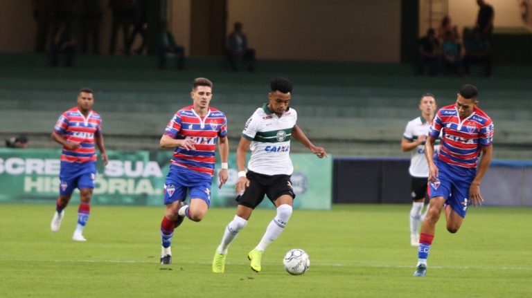 CAMPEONATO BRASILEIRO DA SÉRIE B. TRIGÉSIMA OITAVA RODADA. CORITIBA-PR. FORTALEZA-CE.