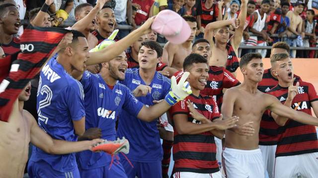 COPA DO BRASIL SUB-17. SEMIFINAL. FLAMENGO-RJ. CLASSIFICADO. SANTOS-SP. ELIMINADO. FINAL. FLAMENGO-RJ. FLUMINENSE-RJ.