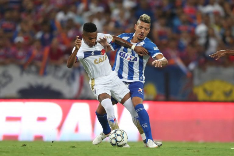 CAMPEONATO BRASILEIRO. SÉRIE B. TRIGÉSIMA QUINTA RODADA. BRASIL DE PELOTAS-RS. VILA NOVA-GO. ATLÉTICO-GO. AVAÍ-SC. LONDRINA-PR. CRICIÚMA-SC. PONTE PRETA-SP. BOA ESPORTE-MG. SÃO BENTO-SP. CORITIBA-PR.FIGUEIRENSE-SC. GUARANI-SP. FORTALEZA-CE. CSA-AL. CRB-AL. JUVENTUDE-RS. PAYSANDU-PA. OESTE-SP.