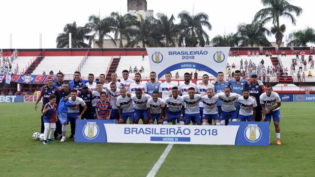 CAMPEONATO BRASILEIRO. SÉRIE B. TRIGÉSIMA QUARTA RODADA. GUARANI-SP. CORITIBA.-PR. ATLÉTICO-GO. FORTALEZA-CE. CRB-AL. BOA ESPORTE-MG. AVAÍ-SC. LONDRINA-PR.