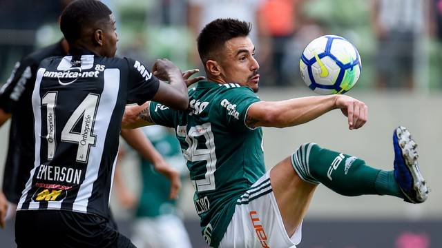 CAMPEONATO BRASILEIRO. SÉRIE A. TRIGÉSIMA TERCEIRA RODADA. PALMEIRAS-SP. ATLÉTICO-MG. VASCO-RJ. GRÊMIO-RS. SPORT-PE. FLUMINENSE-RJ. INTERNACIONAL-RS. CEARÁ-CE. VITÓRIA-BA. BAHIA-BA.
