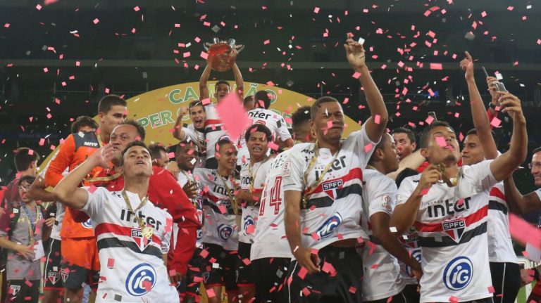 SUPERCOPA. SÃO PAULO-SP. CAMPEÃO. PALMEIRAS-SP. VICE-CAMPEÃO.