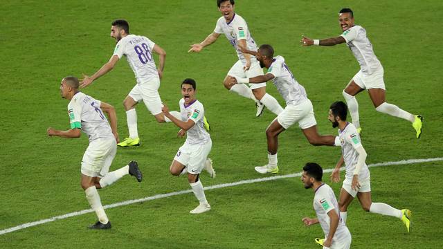 MUNDIAL DE CLUBES DA FIFA DE 2018. SEMIFINAIS. AL AIN. EMIRADOS ÁRABES UNIDOS. CLASSIFICADO. RIVER PLATE. ARGENTINA. ELIMINADO. DISPUTA DO TERCEIRO E QUARTO LUGAR. RIVER PLATE. ARGENTINA. PERDEDOR DE REAL MADRID. ESPANHA. KASHIMA ANTLERS. JAPÃO. FINAL. AL AIN. EMIRADOS ÁRABES UNIDOS. VENCEDOR DE REAL MADRID. ESPANHA. KASHIMA ANTLERS. JAPÃO.